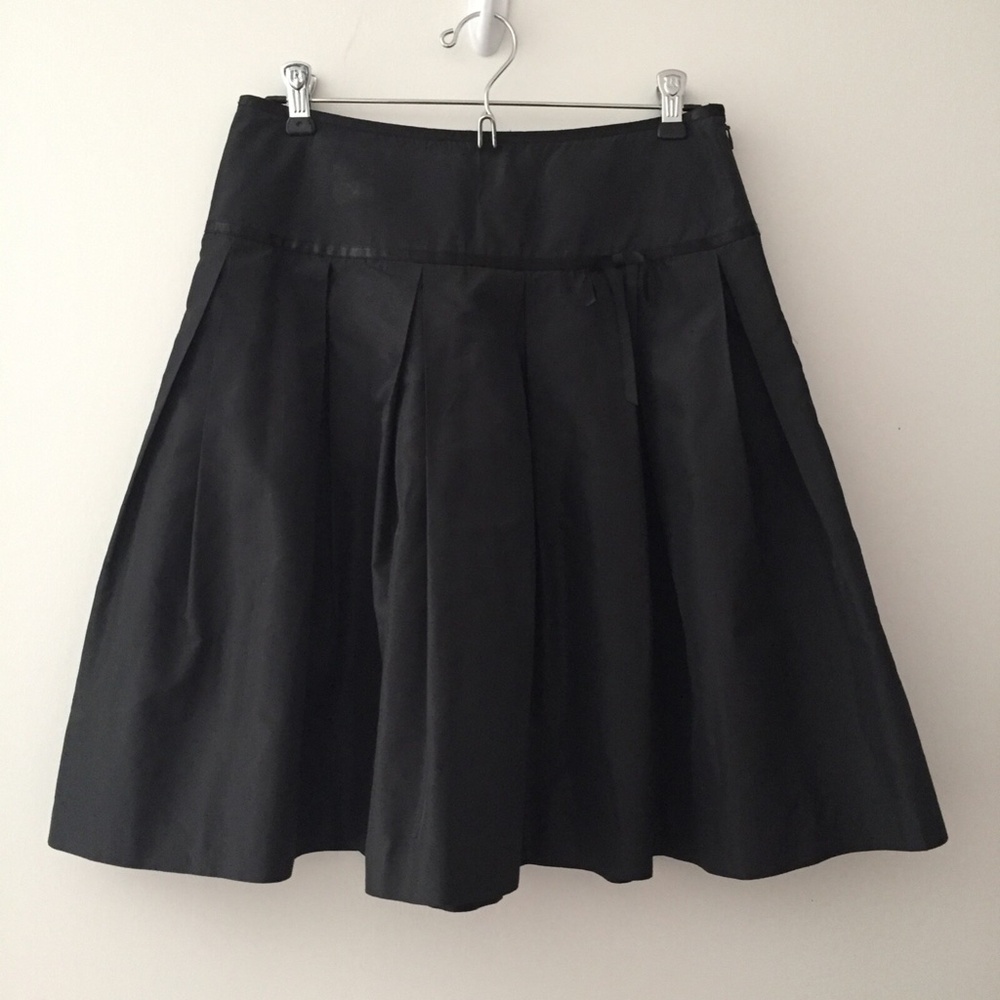TIBI Women's Silk Skirt Pleated Lined  Below Knee Side Zip Lightweight 2 AS IS